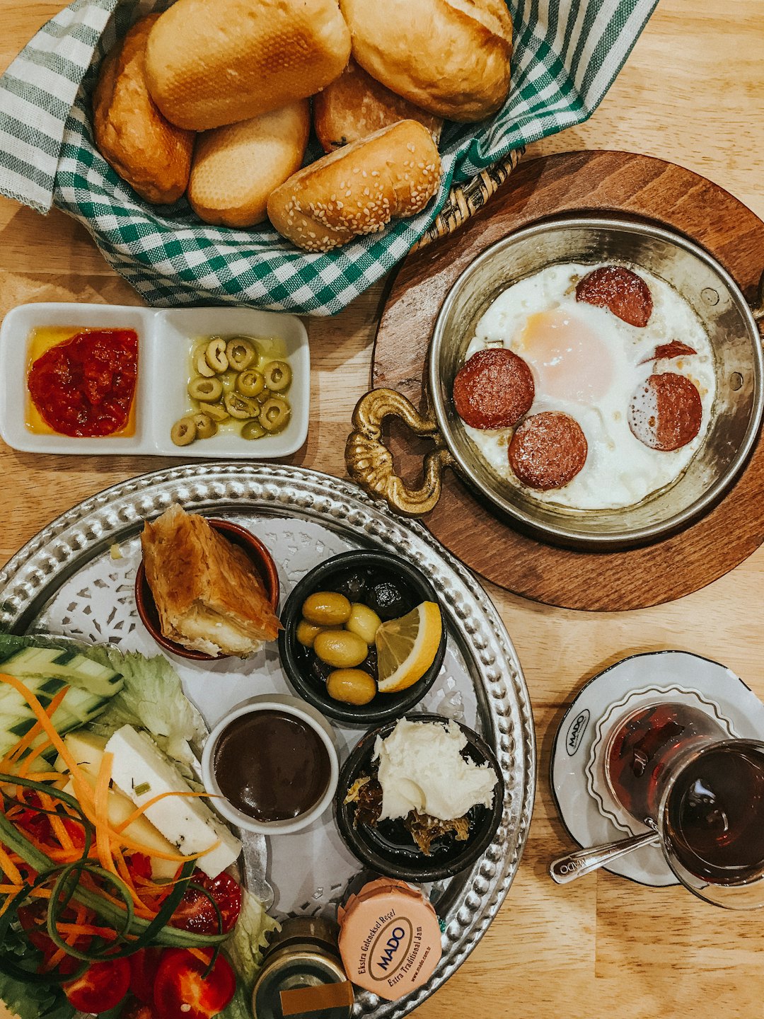 Eggs with Cheese